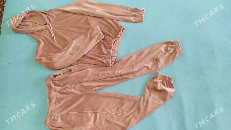 Джинсы и велюр.костюмы - Büzmeýin GRES - img 6