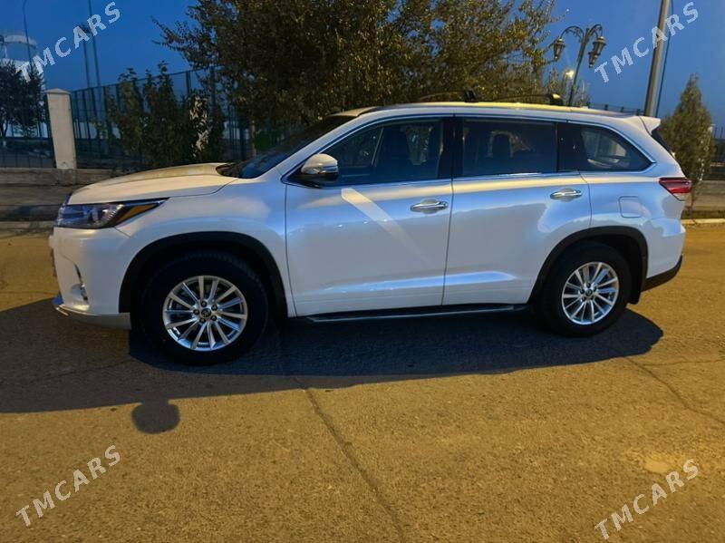Toyota Highlander 2018 - 480 000 TMT - Дашогуз - img 4