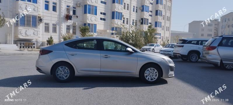 Hyundai Elantra 2020 - 220 000 TMT - Мары - img 4