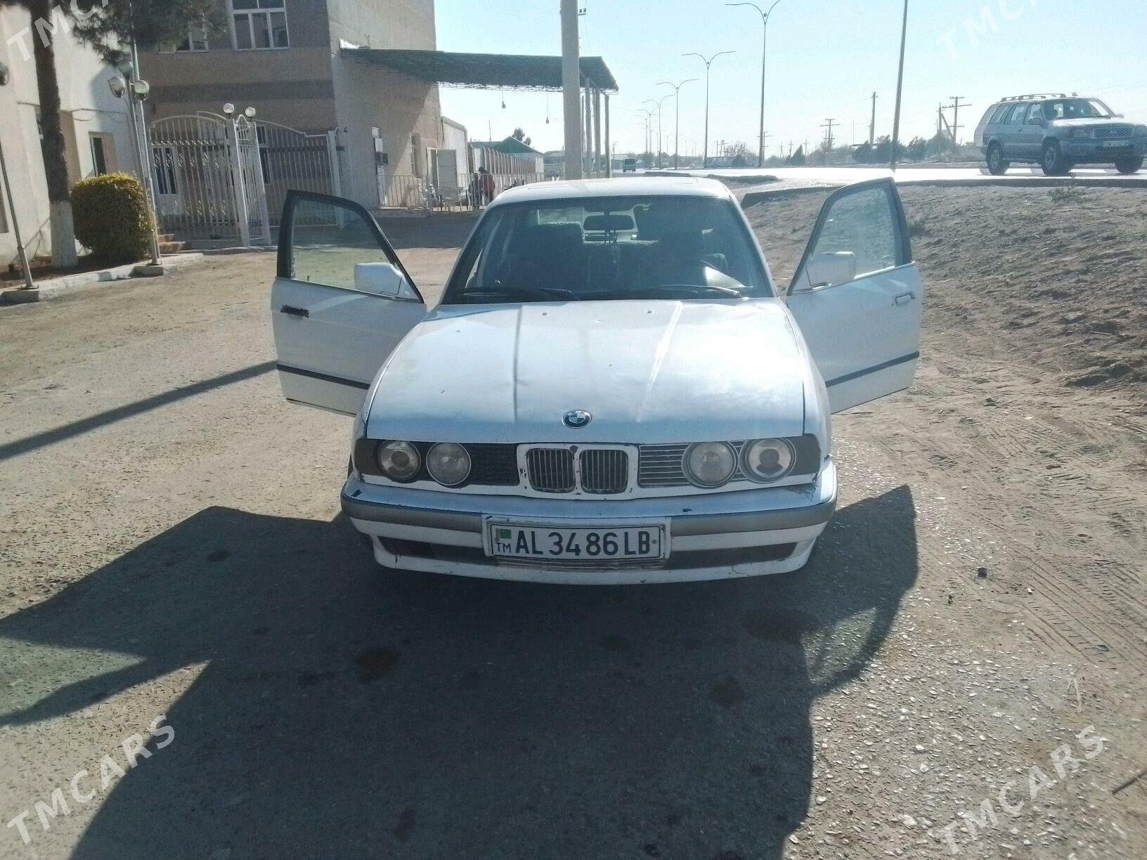 BMW 535 1992 - 25 000 TMT - Дянев - img 8