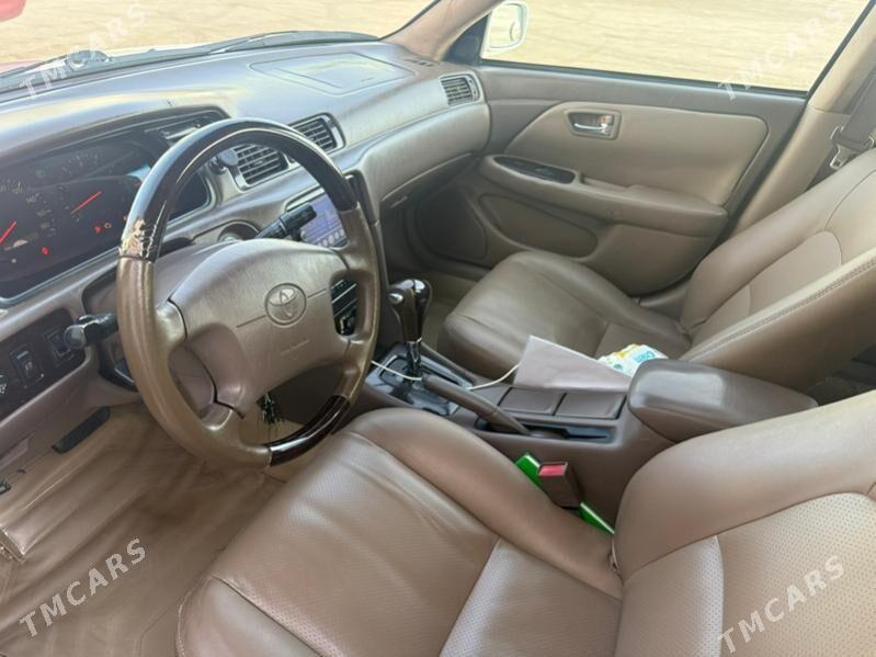 Toyota Camry 2000 - 175 000 TMT - Ёлётен - img 9