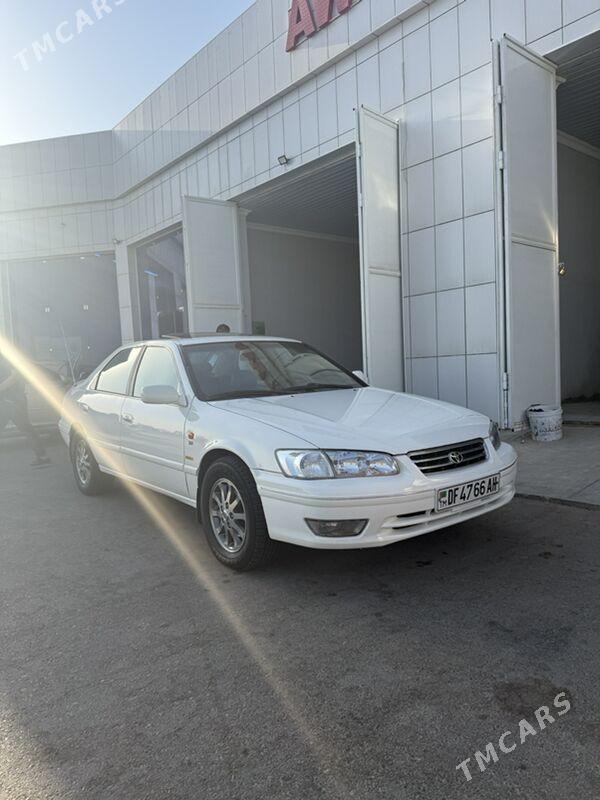 Toyota Camry 2000 - 175 000 TMT - Ёлётен - img 2