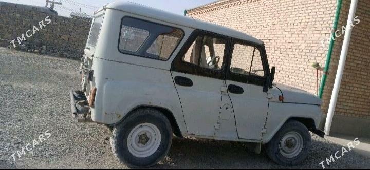 UAZ 469 2000 - 30 000 TMT - Бахарден - img 5