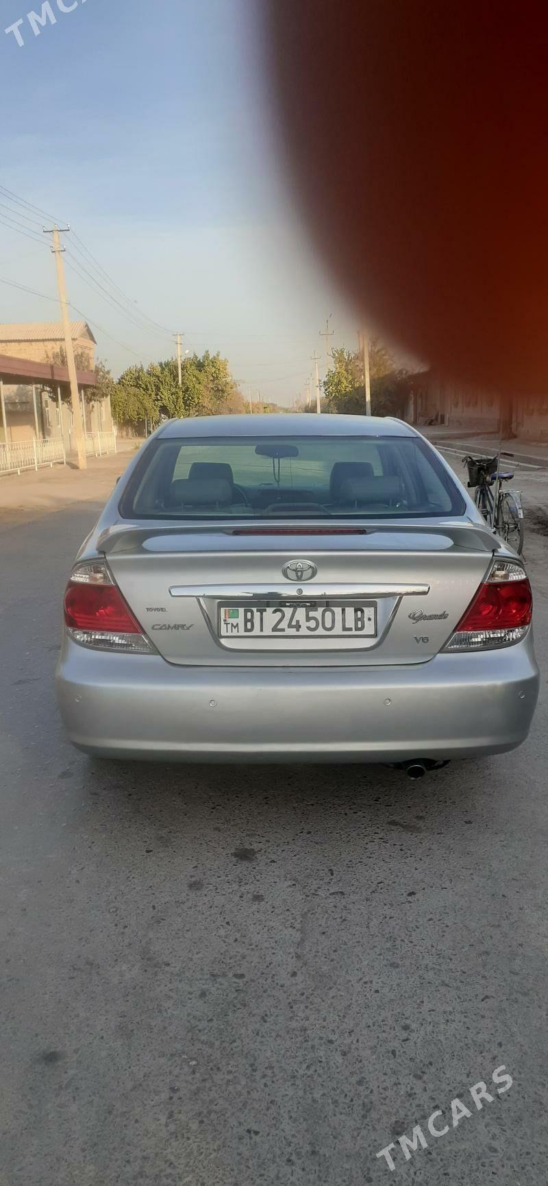 Toyota Camry 2003 - 185 000 TMT - Сакар - img 9