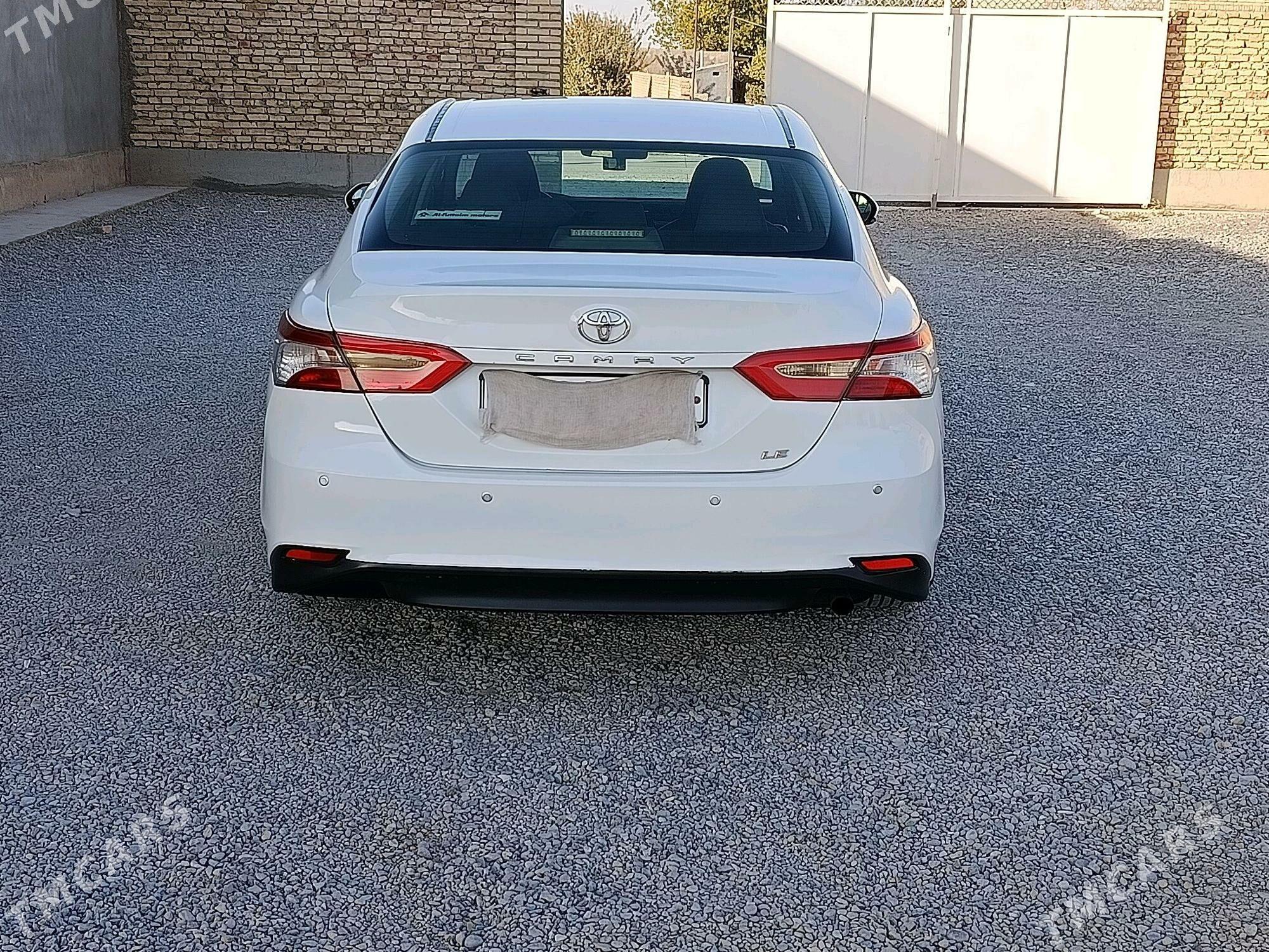 Toyota Camry 2018 - 250 000 TMT - Кака - img 5