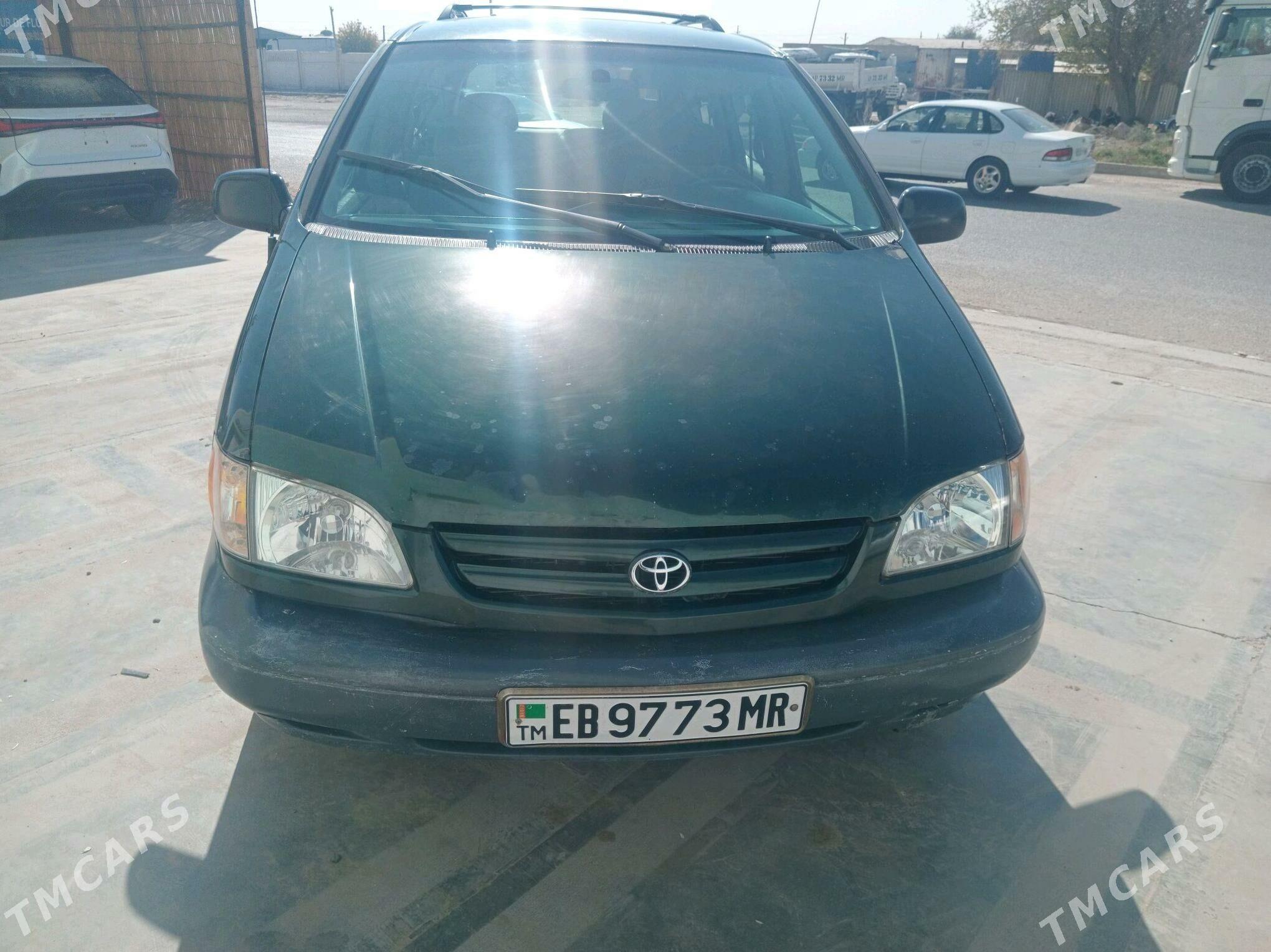 Toyota Sienna 2002 - 165 000 TMT - Mary - img 3