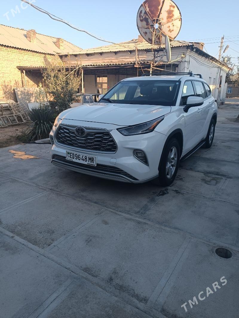 Toyota Highlander 2020 - 460 000 TMT - Baýramaly - img 4