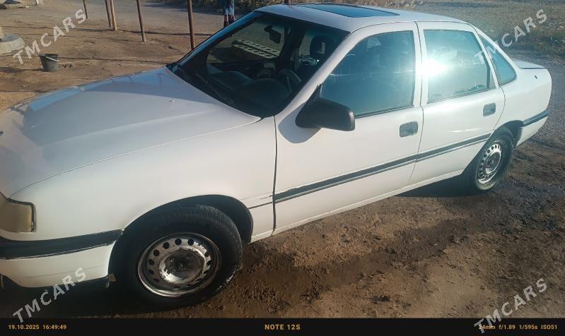 Opel Vectra 1990 - 25 000 TMT - Гороглы (Тагта) - img 4