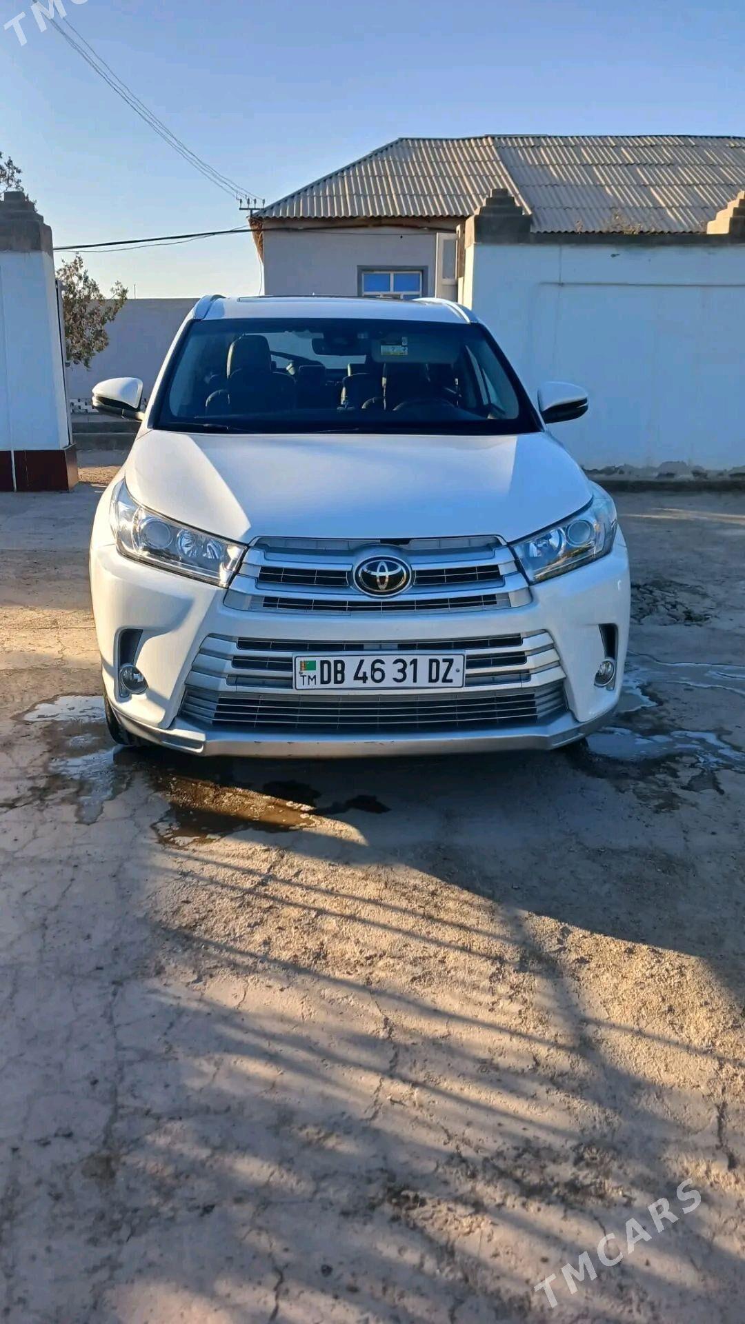 Toyota Highlander 2019 - 470 000 TMT - Daşoguz - img 2