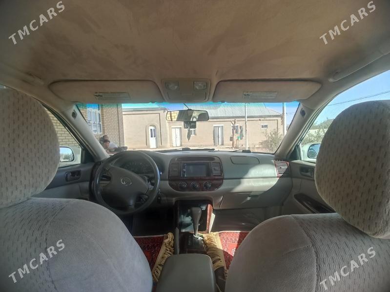 Toyota Camry 2004 - 150 000 TMT - Байрамали - img 2