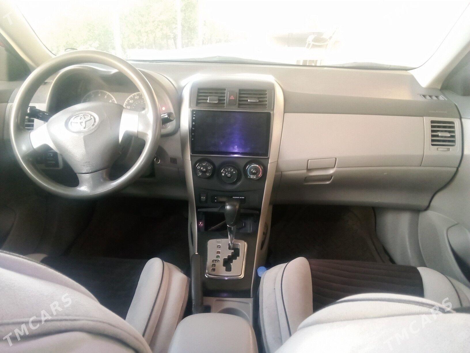 Toyota Corolla 2010 - 165 000 TMT - Saýat - img 1