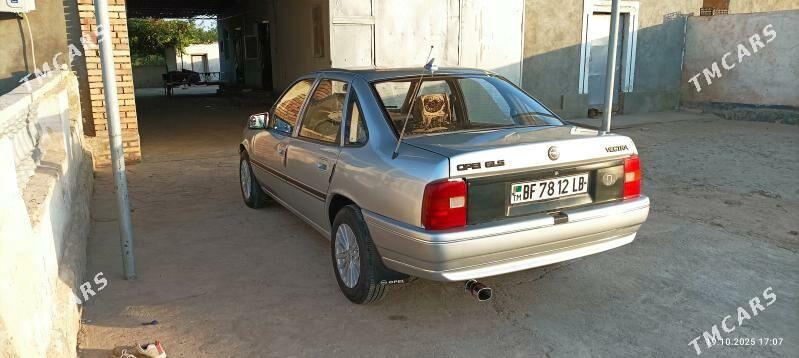 Opel Vectra 1991 - 35 000 TMT - Dostluk - img 2