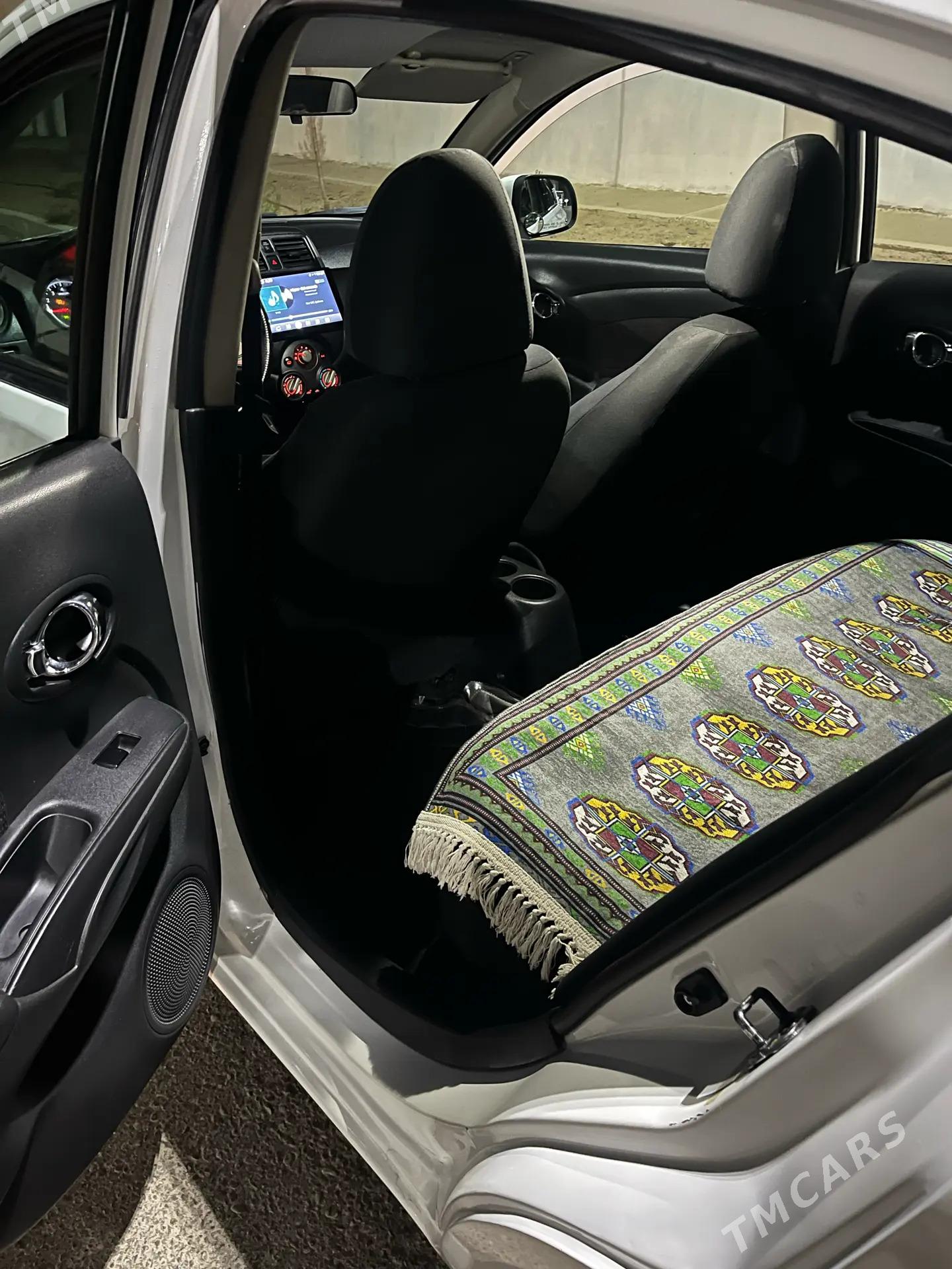 Nissan Versa 2013 - 125 000 TMT - Türkmenbaşy - img 3