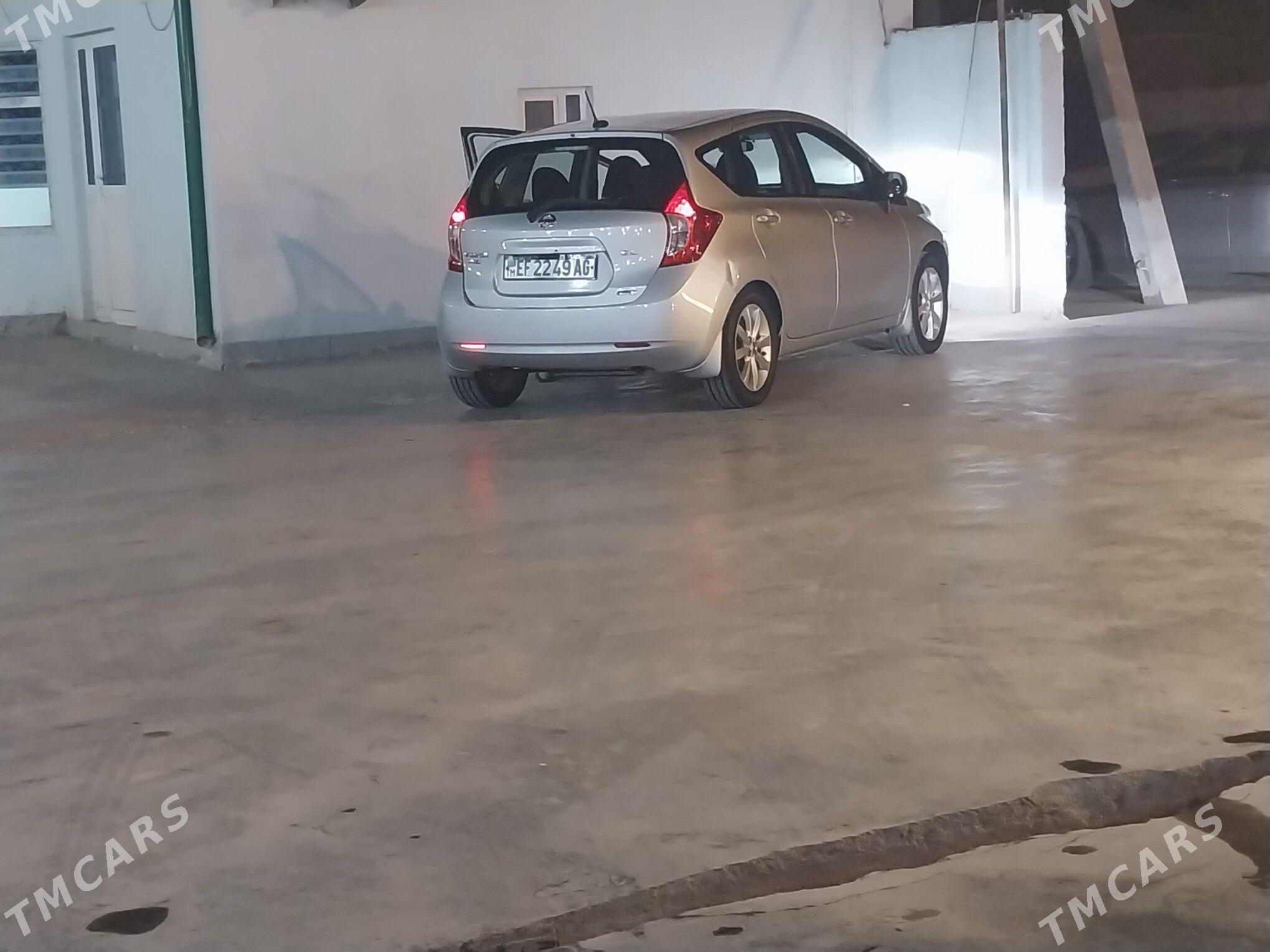 Nissan Versa Note 2014 - 130 000 TMT - Бузмеин - img 5
