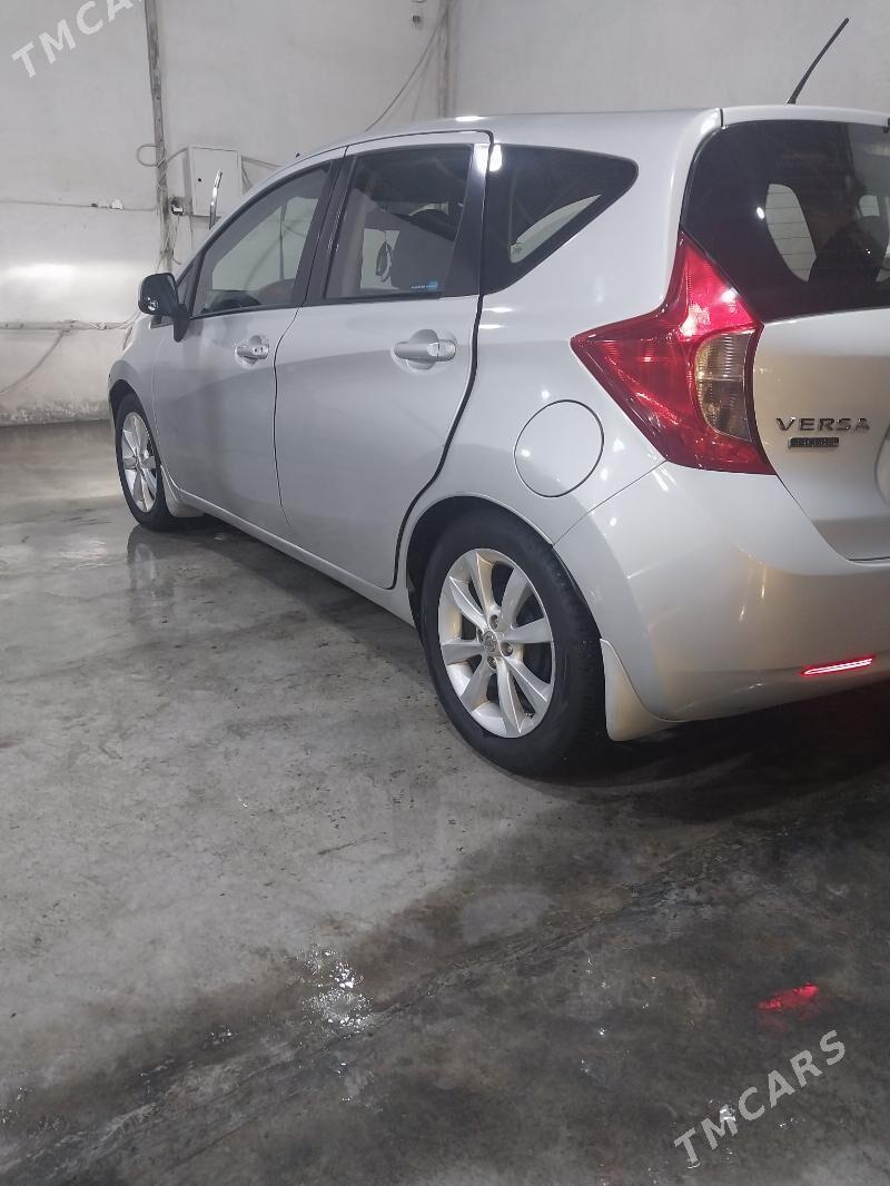 Nissan Versa Note 2014 - 130 000 TMT - Бузмеин - img 7