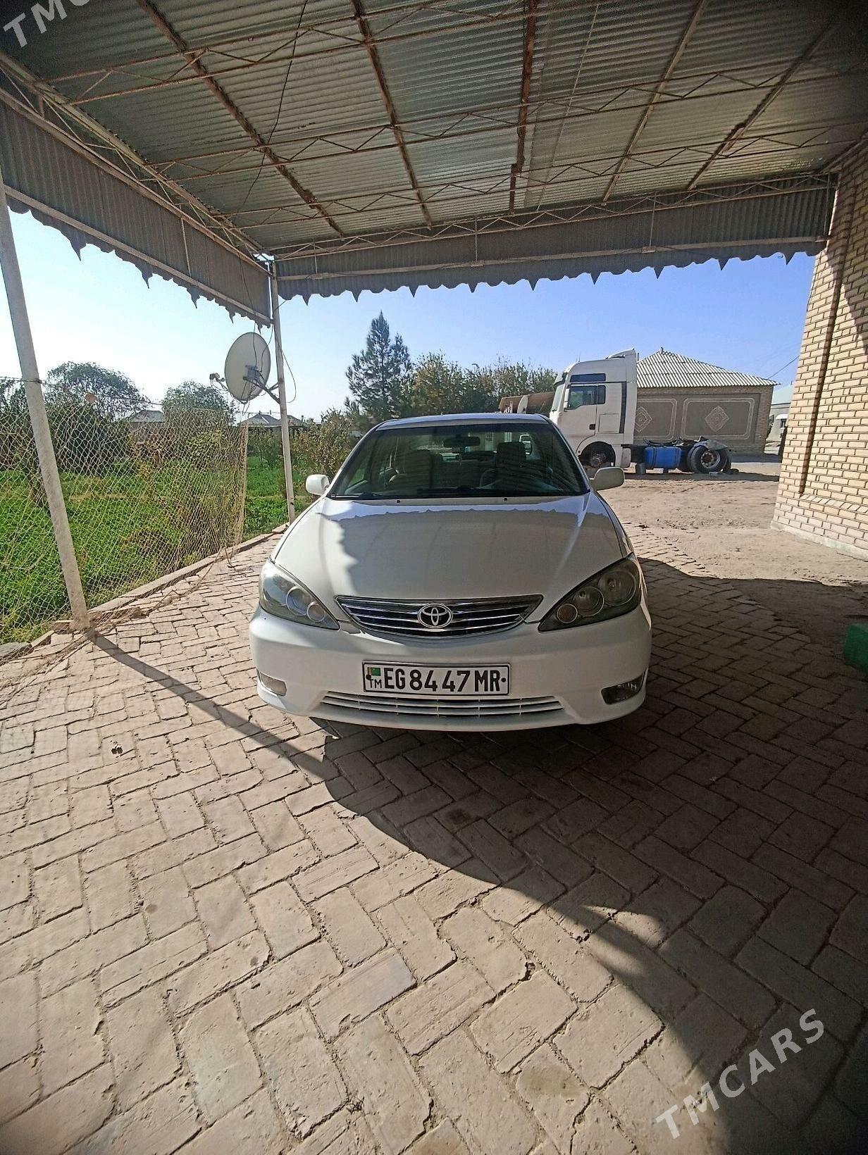 Toyota Camry 2004 - 150 000 TMT - Байрамали - img 7