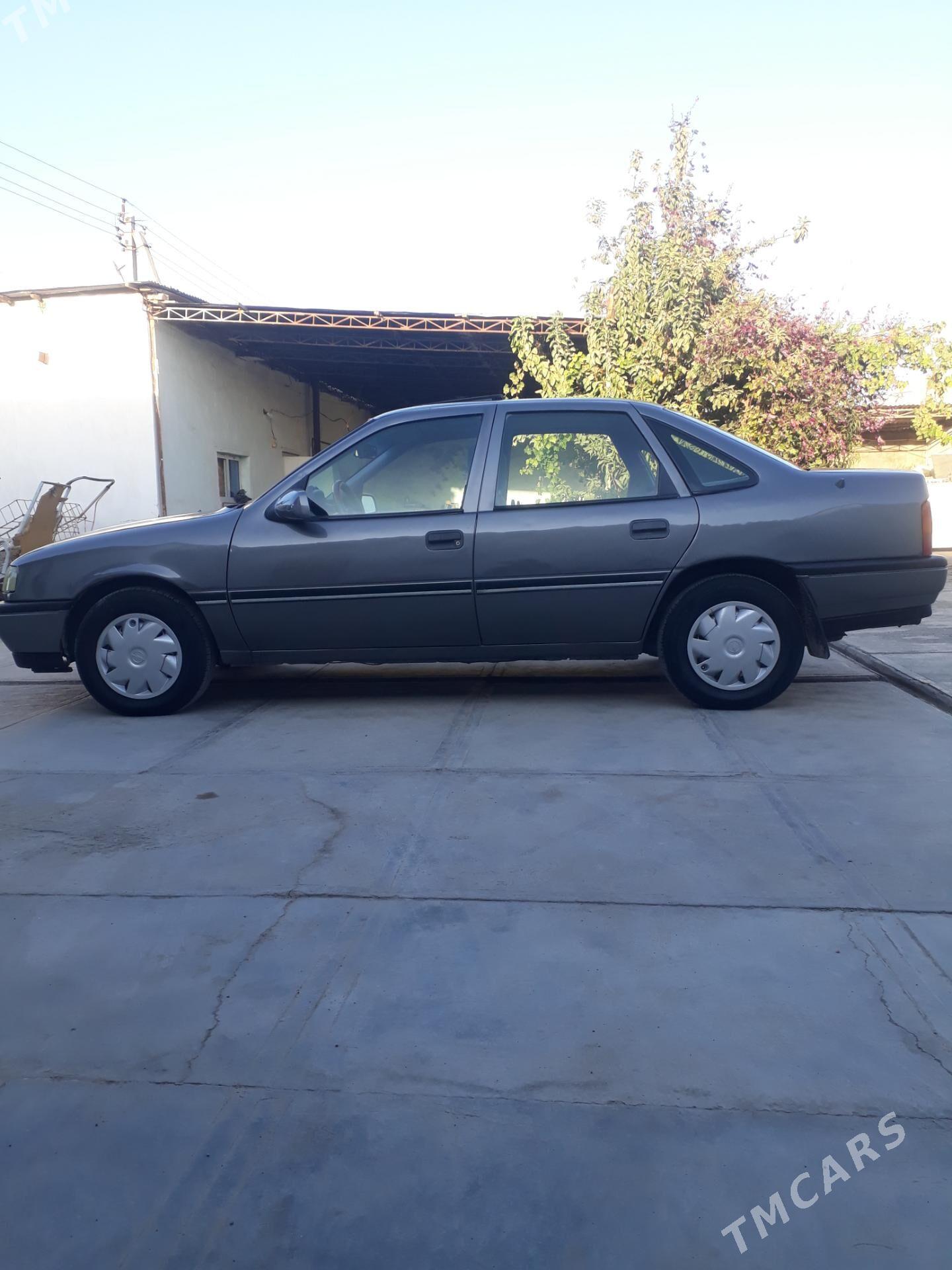Opel Vectra 1991 - 40 000 TMT - Байрамали - img 2
