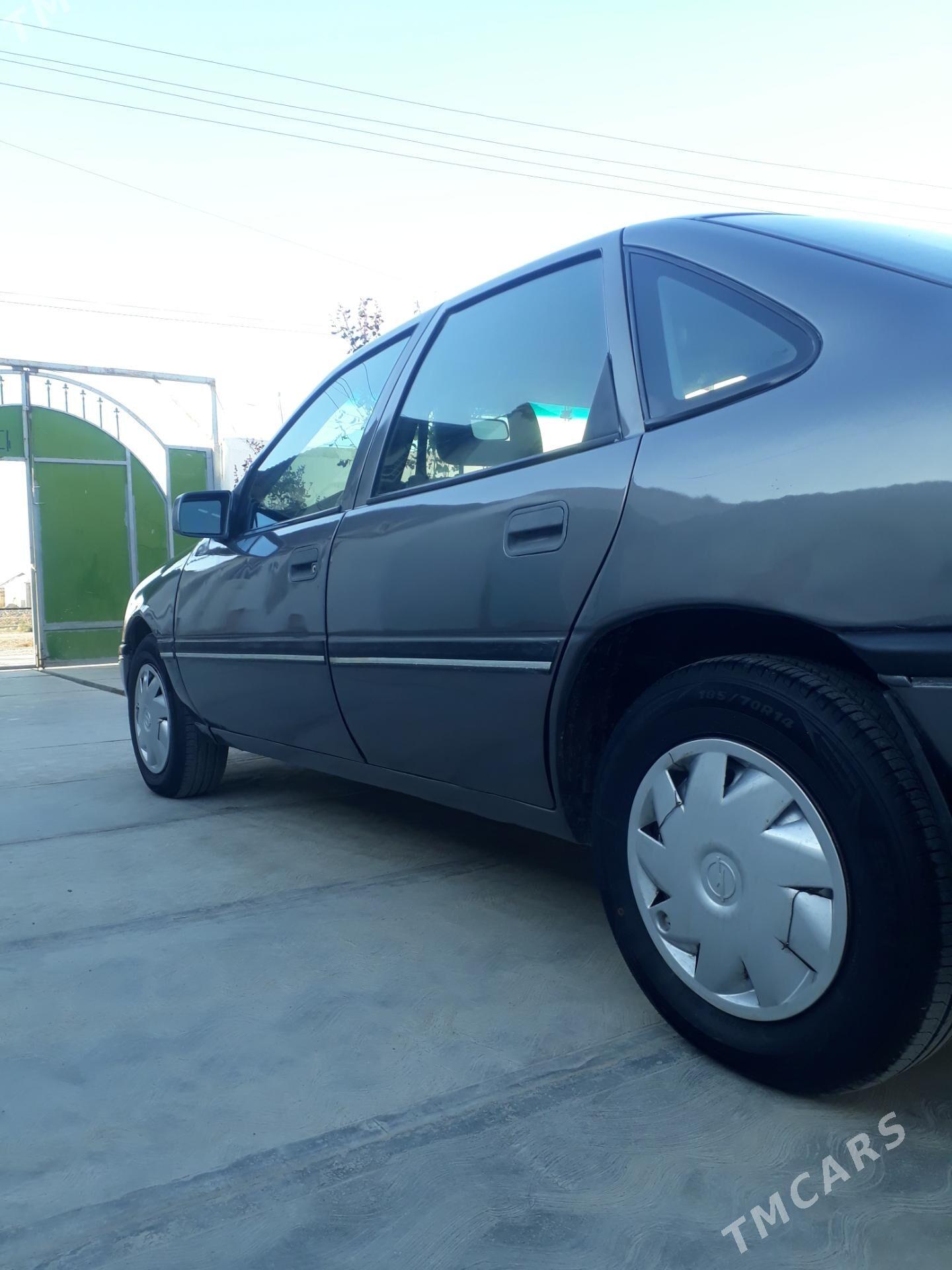 Opel Vectra 1991 - 40 000 TMT - Байрамали - img 5