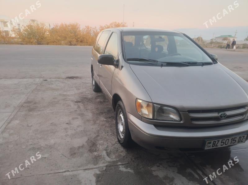 Toyota Sienna 1999 - 140 000 TMT - Boldumsaz - img 2