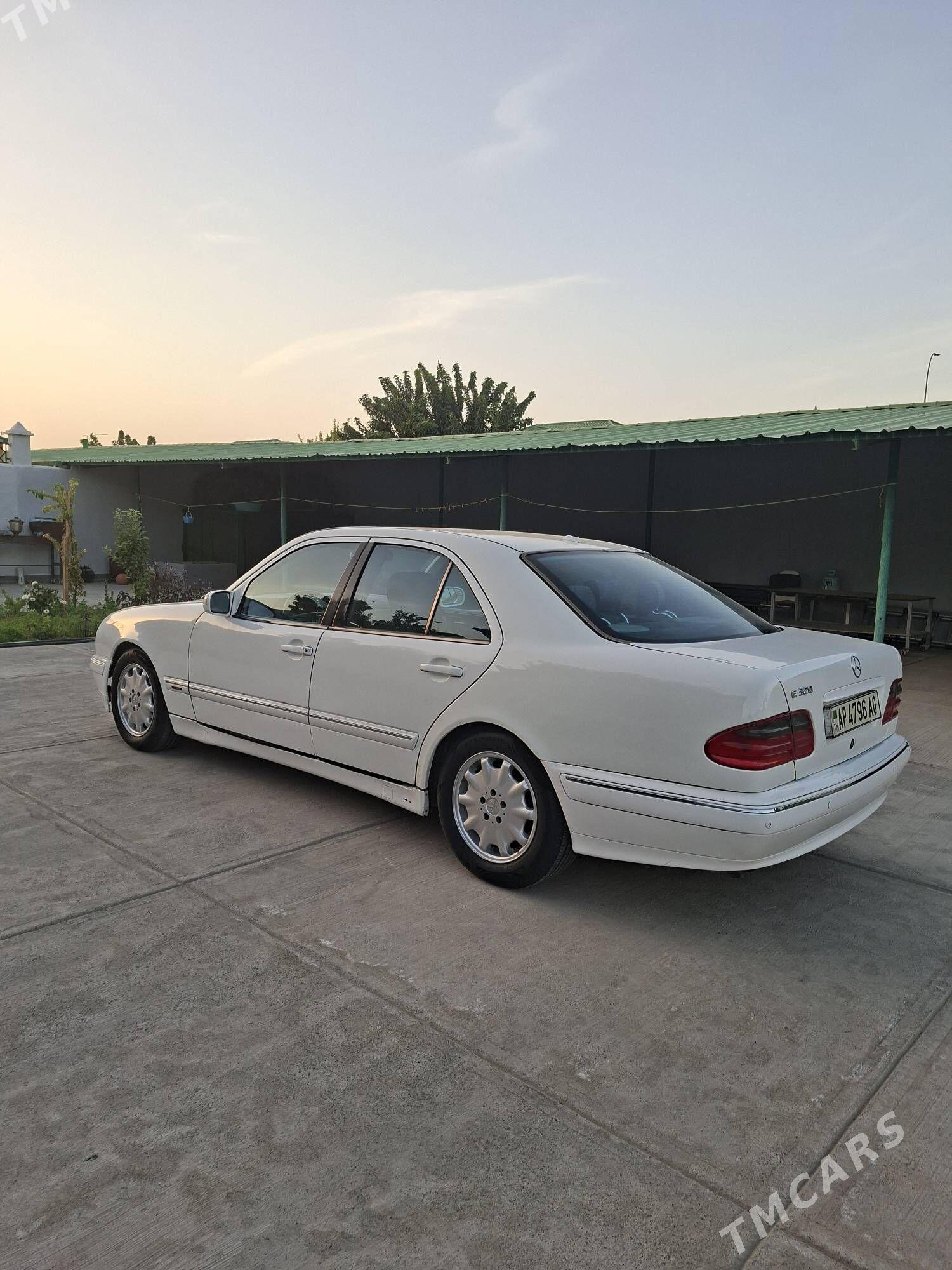 Mercedes-Benz E320 2001 - 110 000 TMT - Ашхабад - img 3