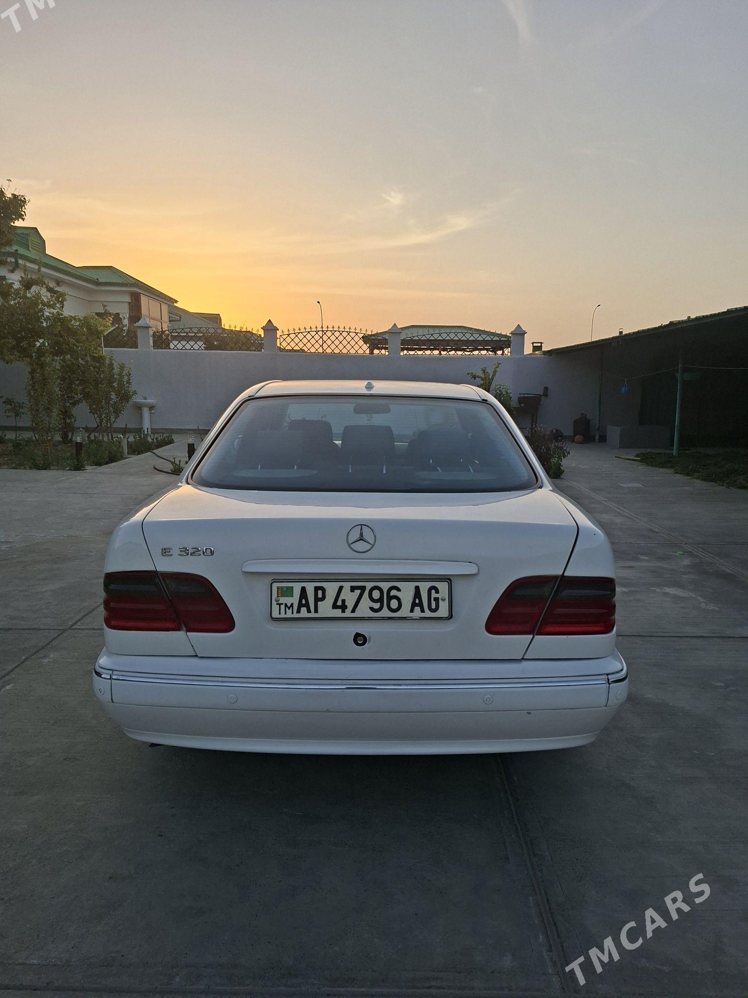 Mercedes-Benz E320 2001 - 110 000 TMT - Ашхабад - img 4