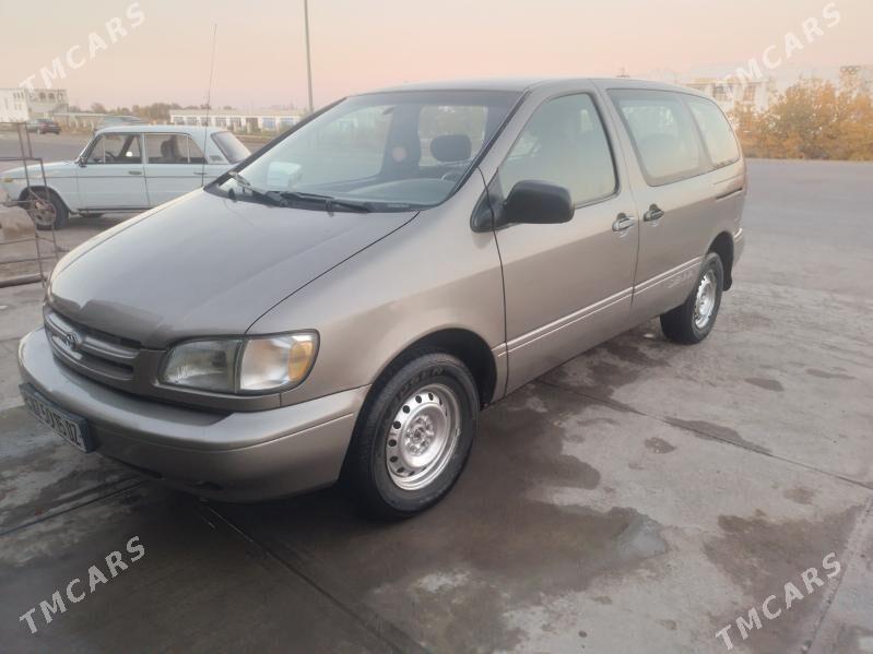 Toyota Sienna 1999 - 140 000 TMT - Boldumsaz - img 5