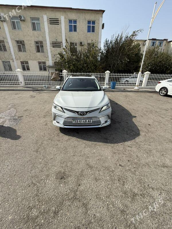 Toyota Camry 2022 - 352 000 TMT - Ашхабад - img 3