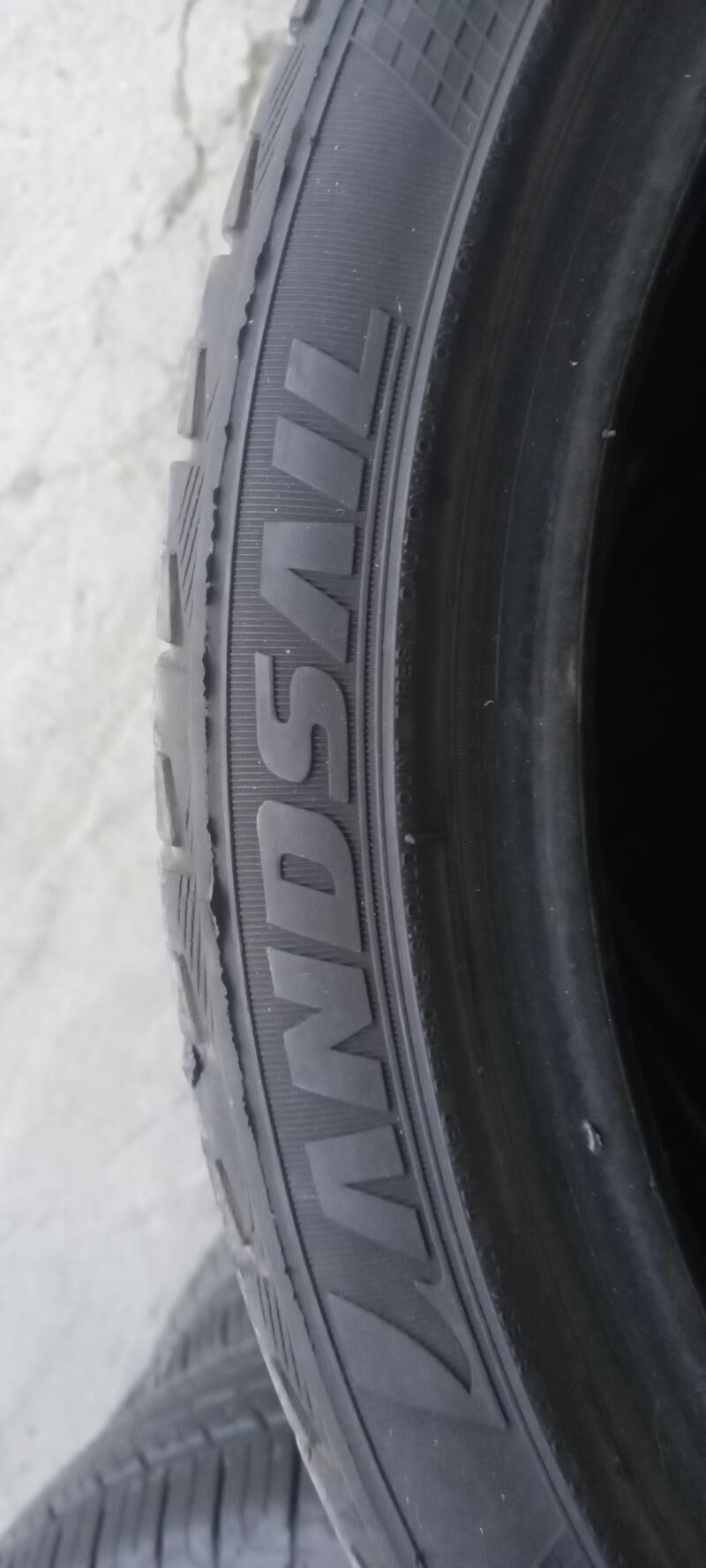 225-40-18 250 TMT - Bedew - img 4