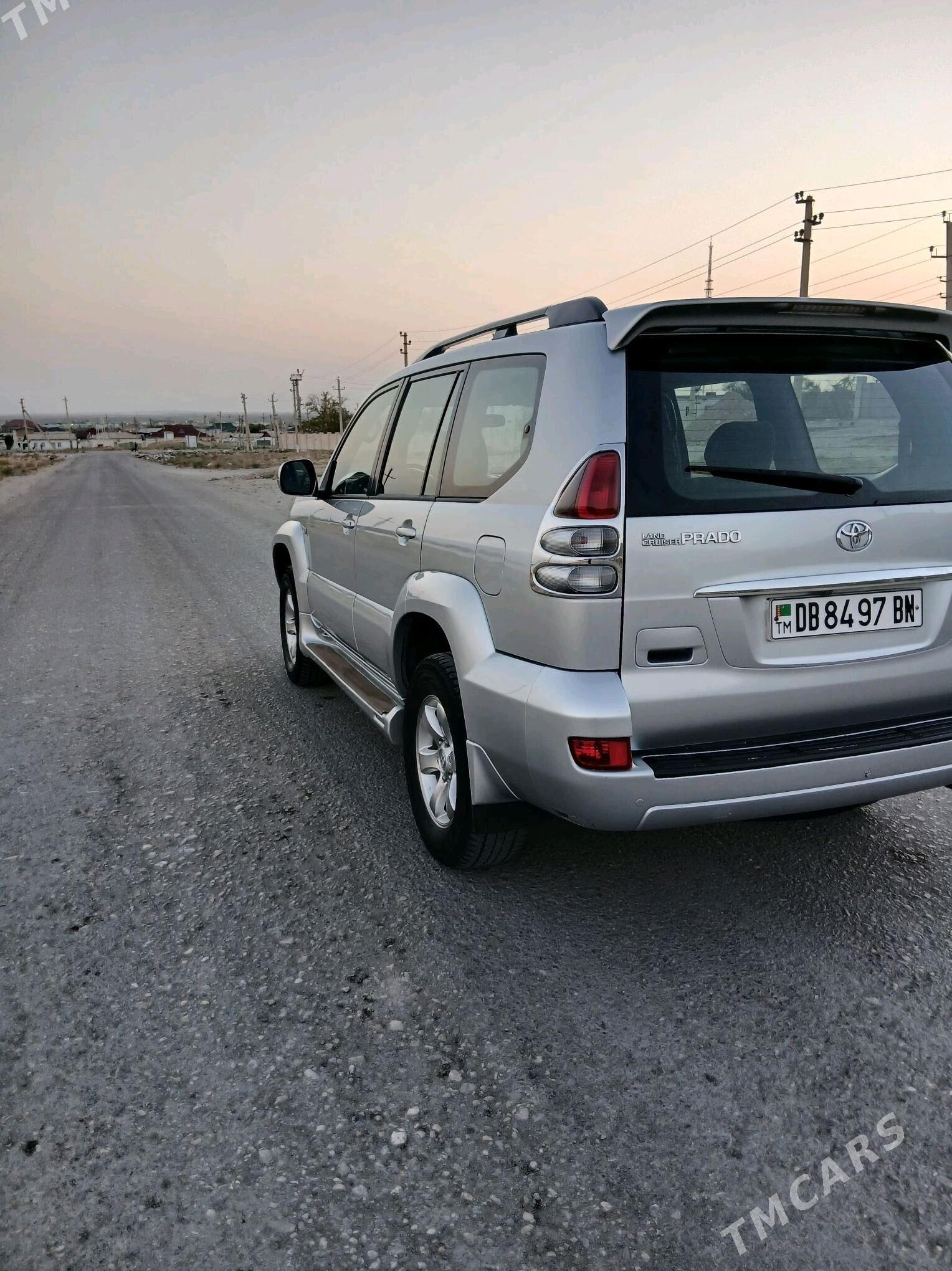 Toyota Land Cruiser Prado 2005 - 330 000 TMT - Balkanabat - img 5