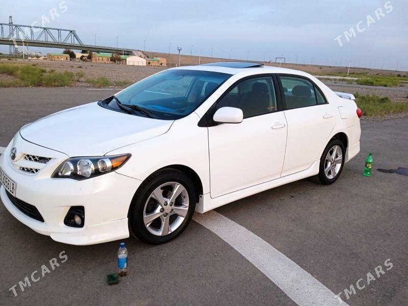 Toyota Corolla 2011 - 200 000 TMT - Керки - img 1
