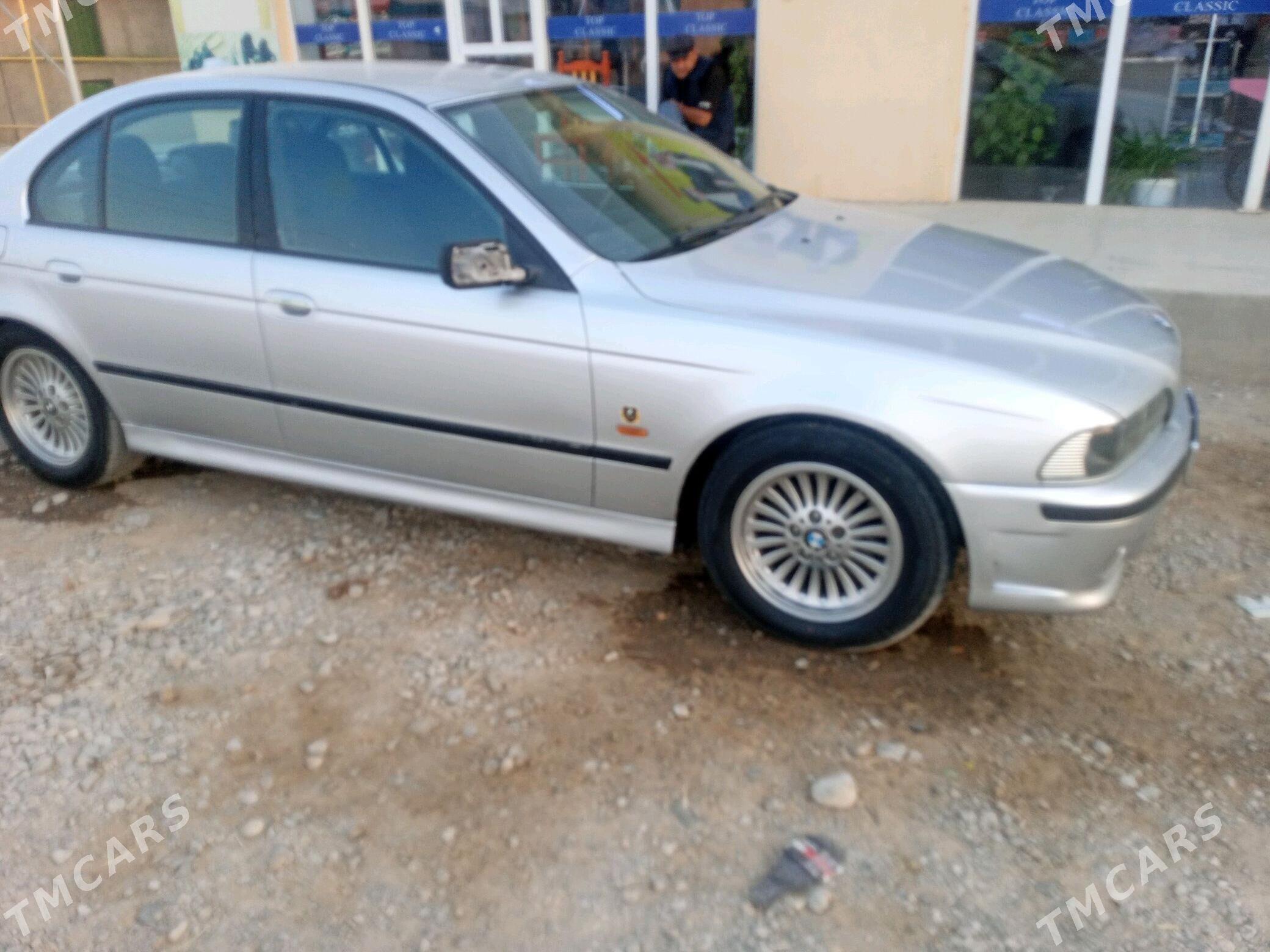 BMW 528 1999 - 100 000 TMT - Койтендаг - img 4