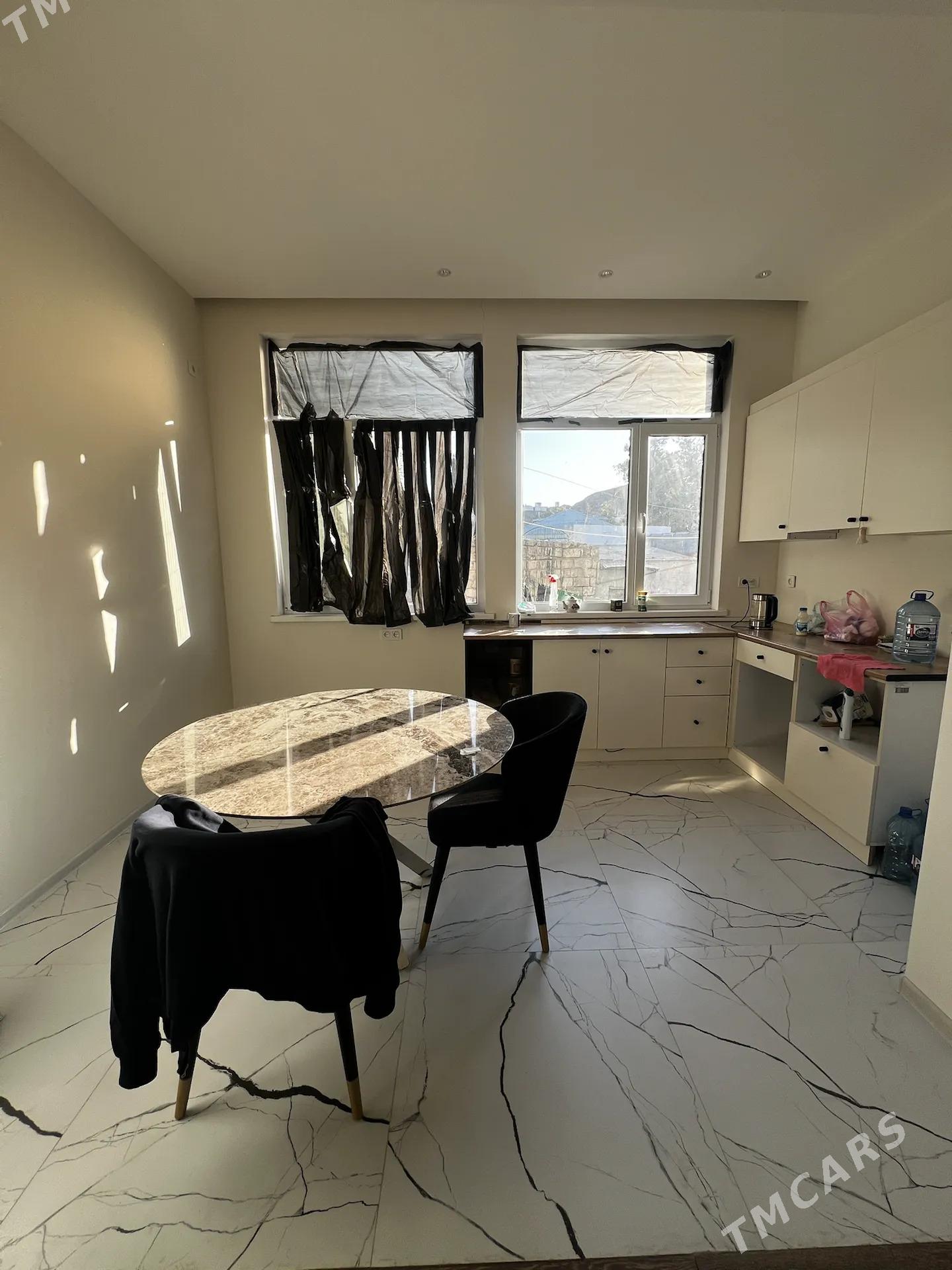 ПРОДАЕТСЯ КВАРТИРА - Туркменбаши - img 3