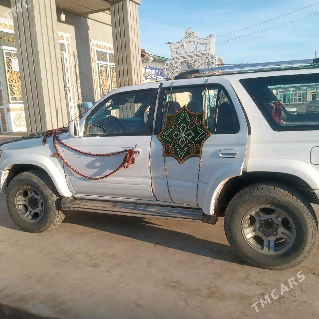 Toyota 4Runner 1997 - 120 000 TMT - Türkmenbaşy etr. - img 4