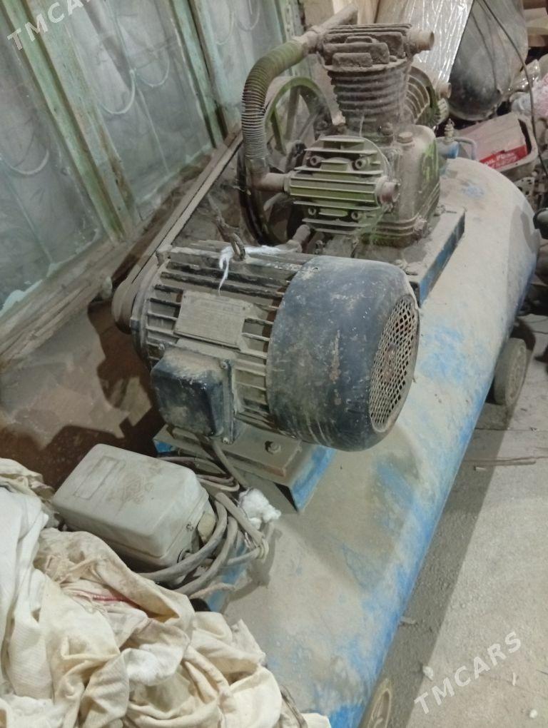 kampresor - Kaka - img 1