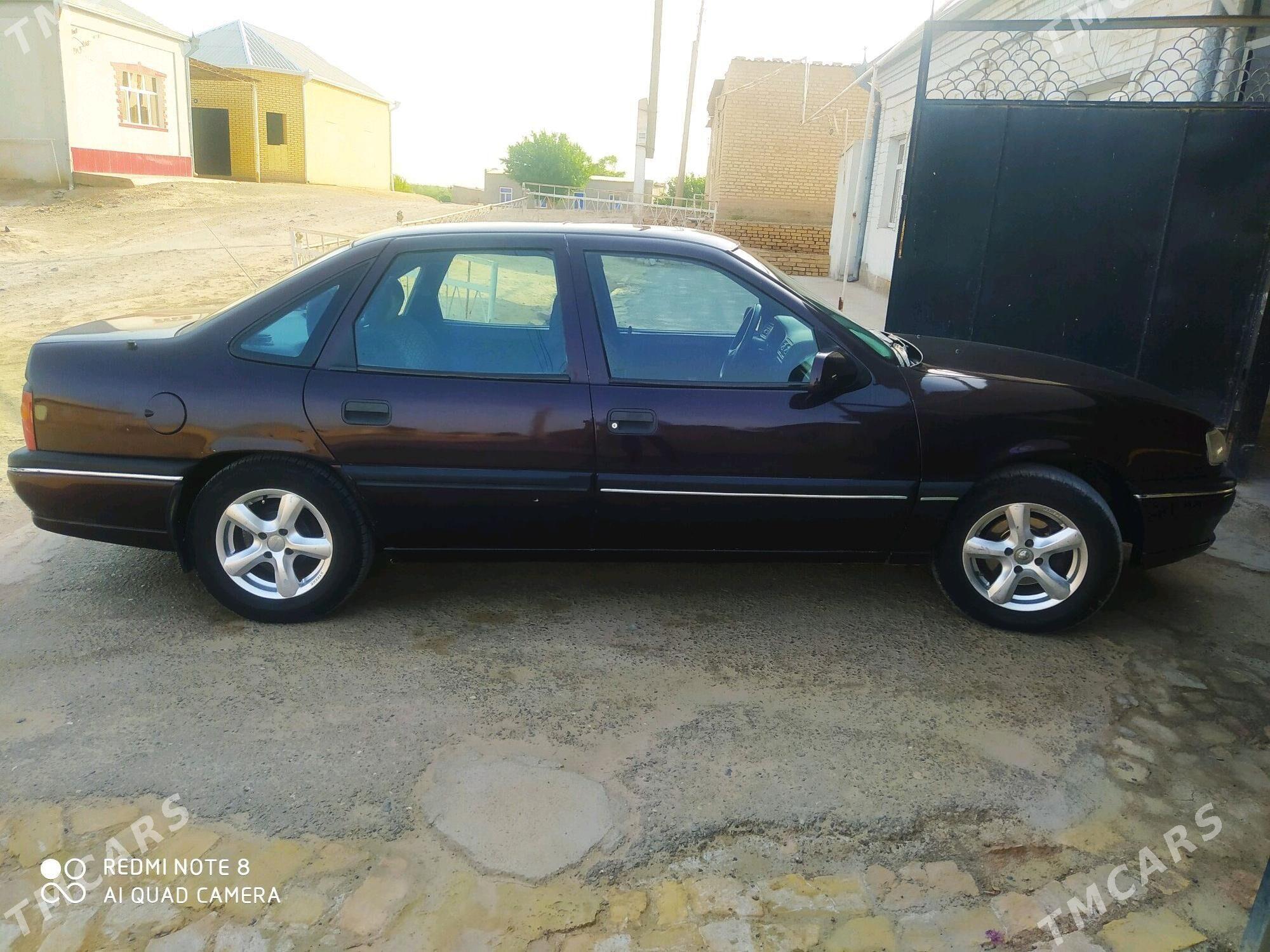 Opel Vectra 1995 - 32 000 TMT - Байрамали - img 4