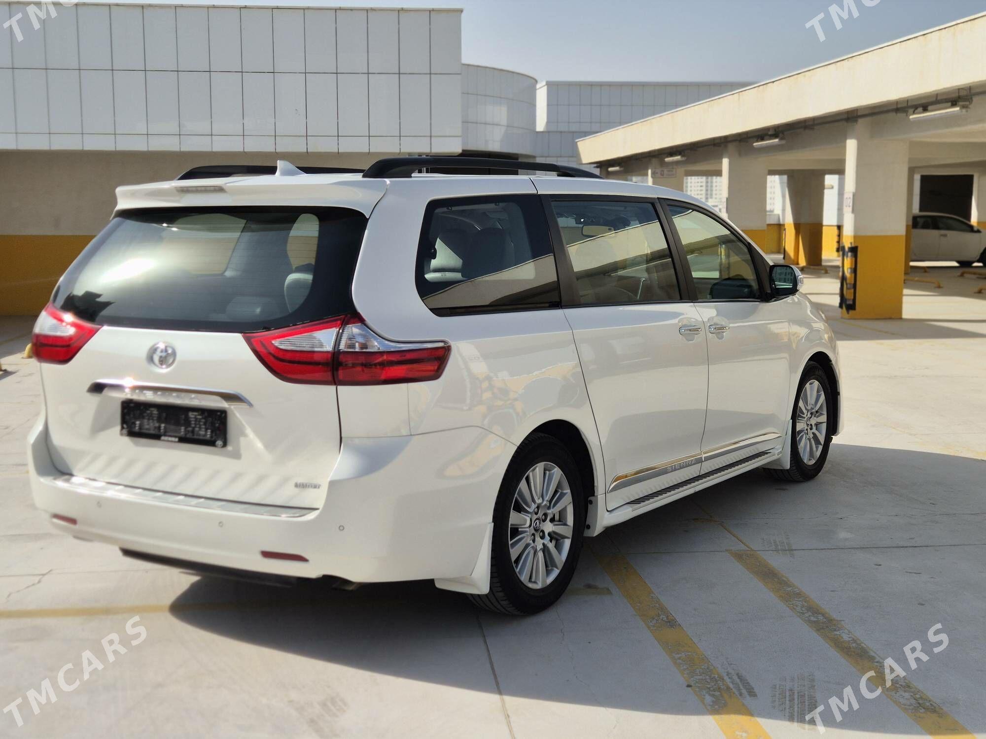 Toyota Sienna 2018 - 610 000 TMT - Ашхабад - img 6