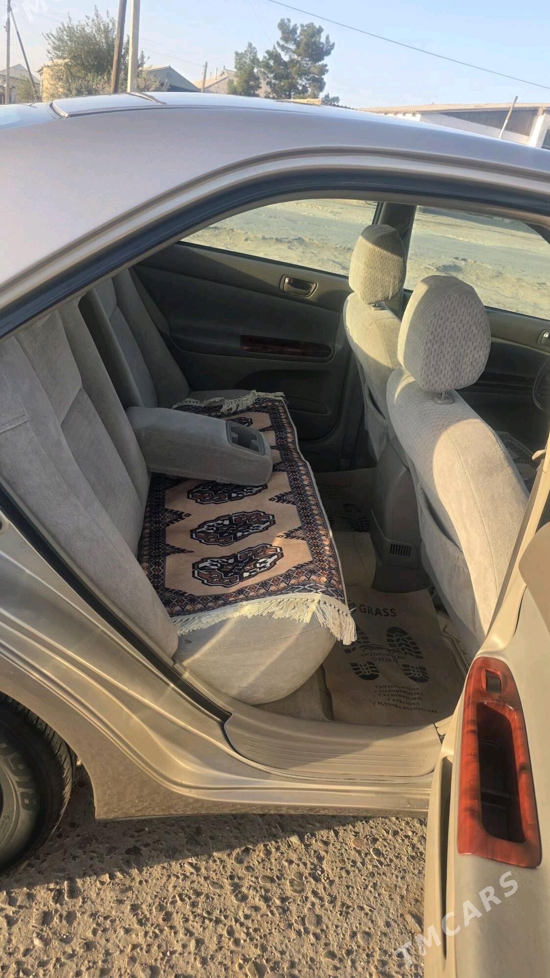 Toyota Camry 2004 - 195 000 TMT - Мары - img 8