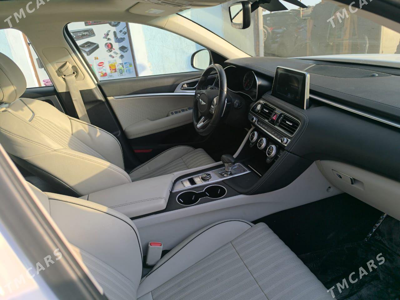Genesis G70 2019 - 250 000 TMT - Mary - img 4