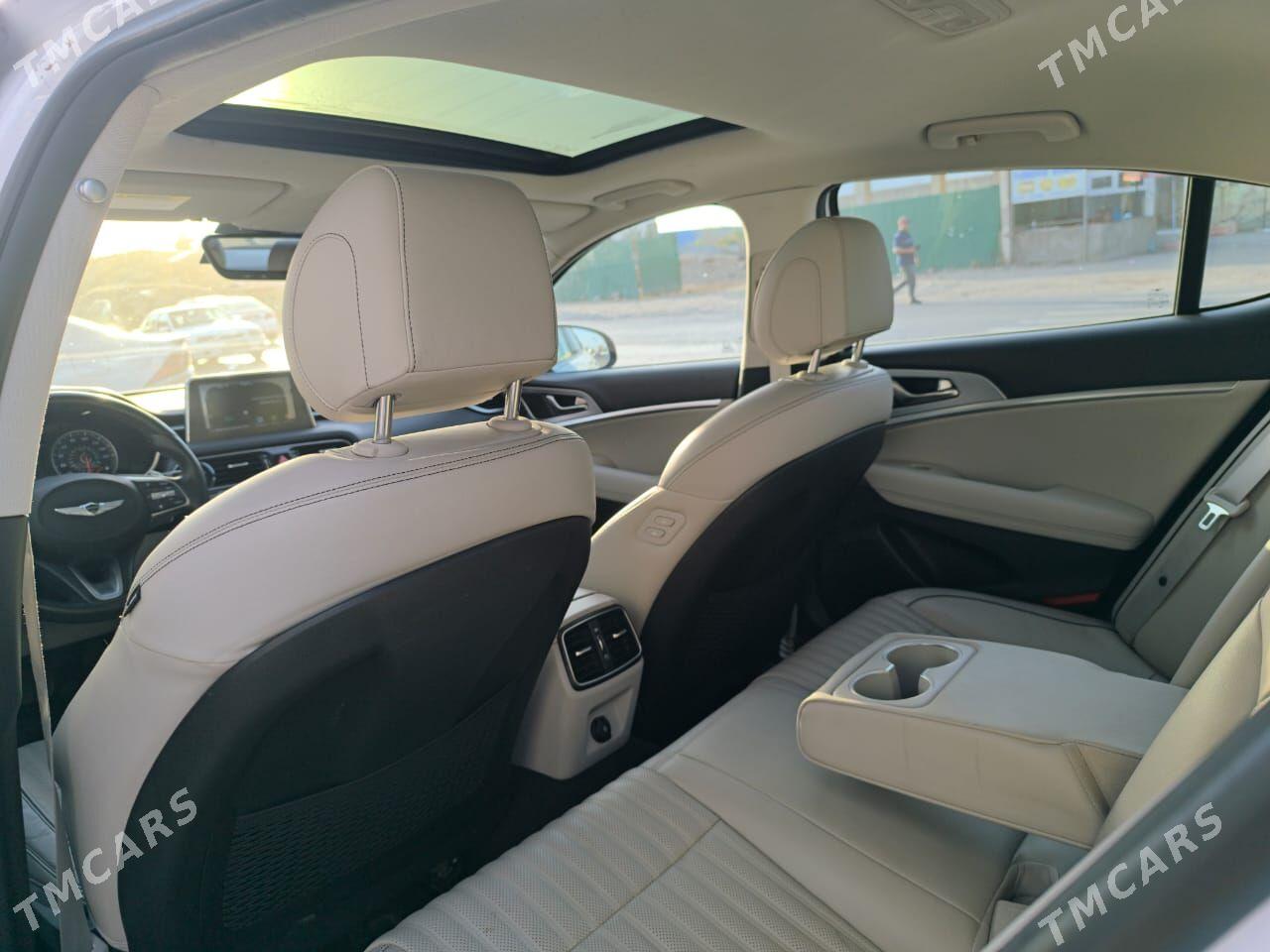 Genesis G70 2019 - 250 000 TMT - Mary - img 3