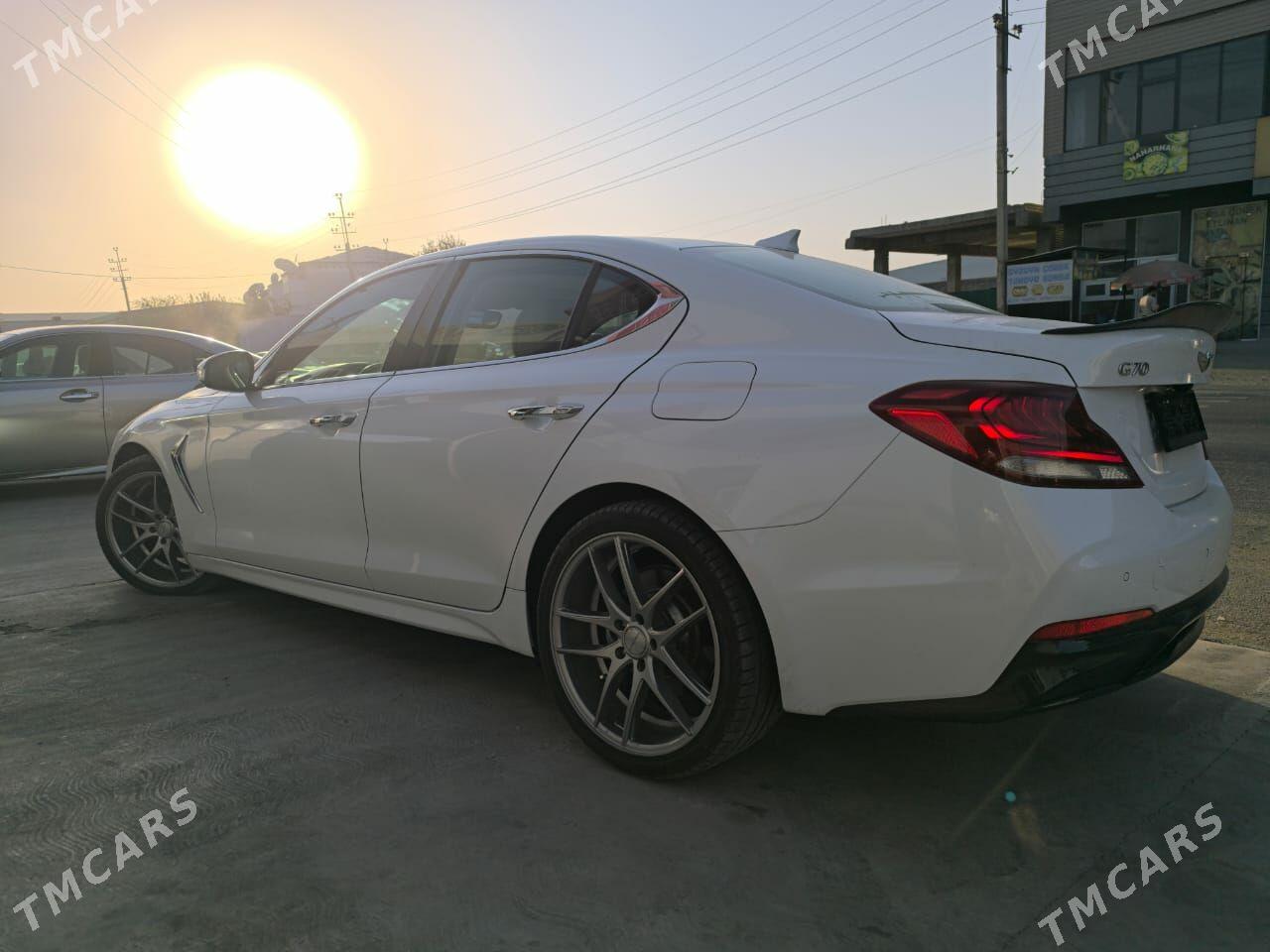 Genesis G70 2019 - 250 000 TMT - Mary - img 1