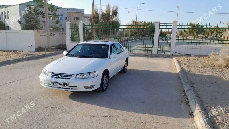 Toyota Camry 1998 - 158 000 TMT - Ёлётен - img 2
