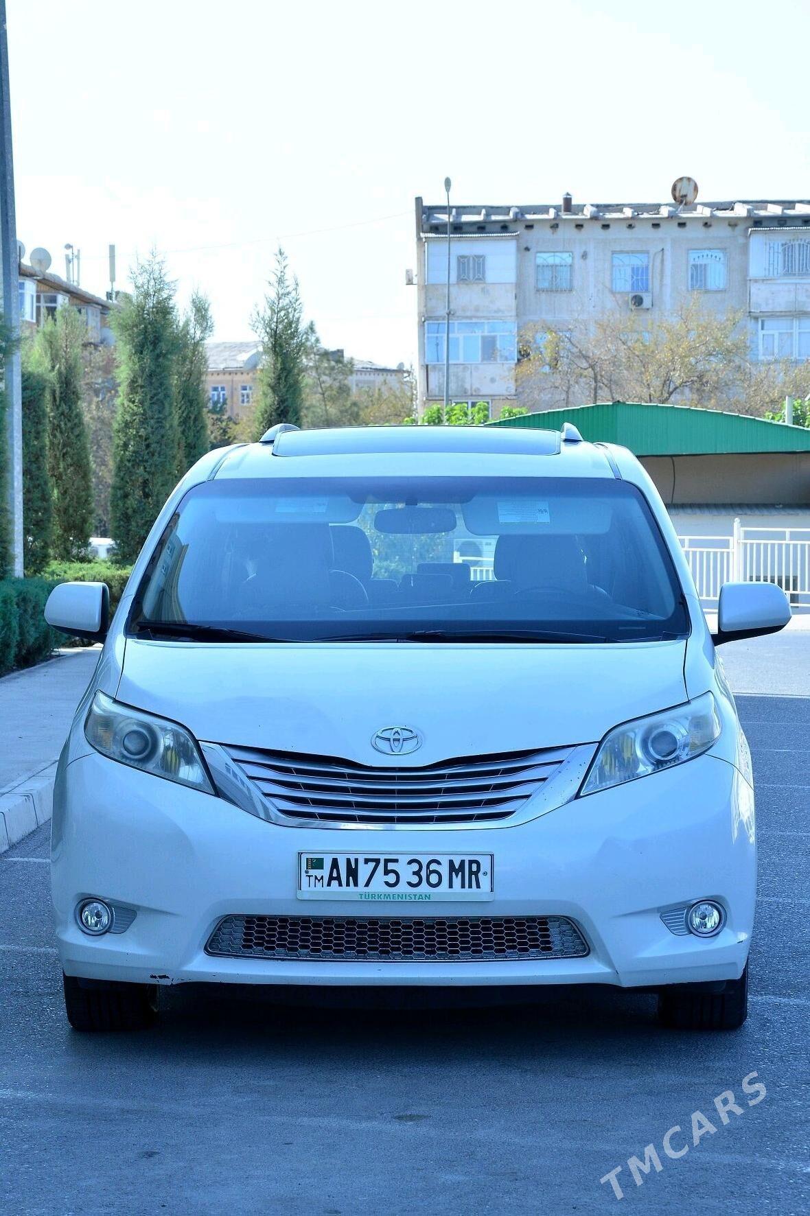 Toyota Sienna 2017 - 395 000 TMT - Mary - img 4