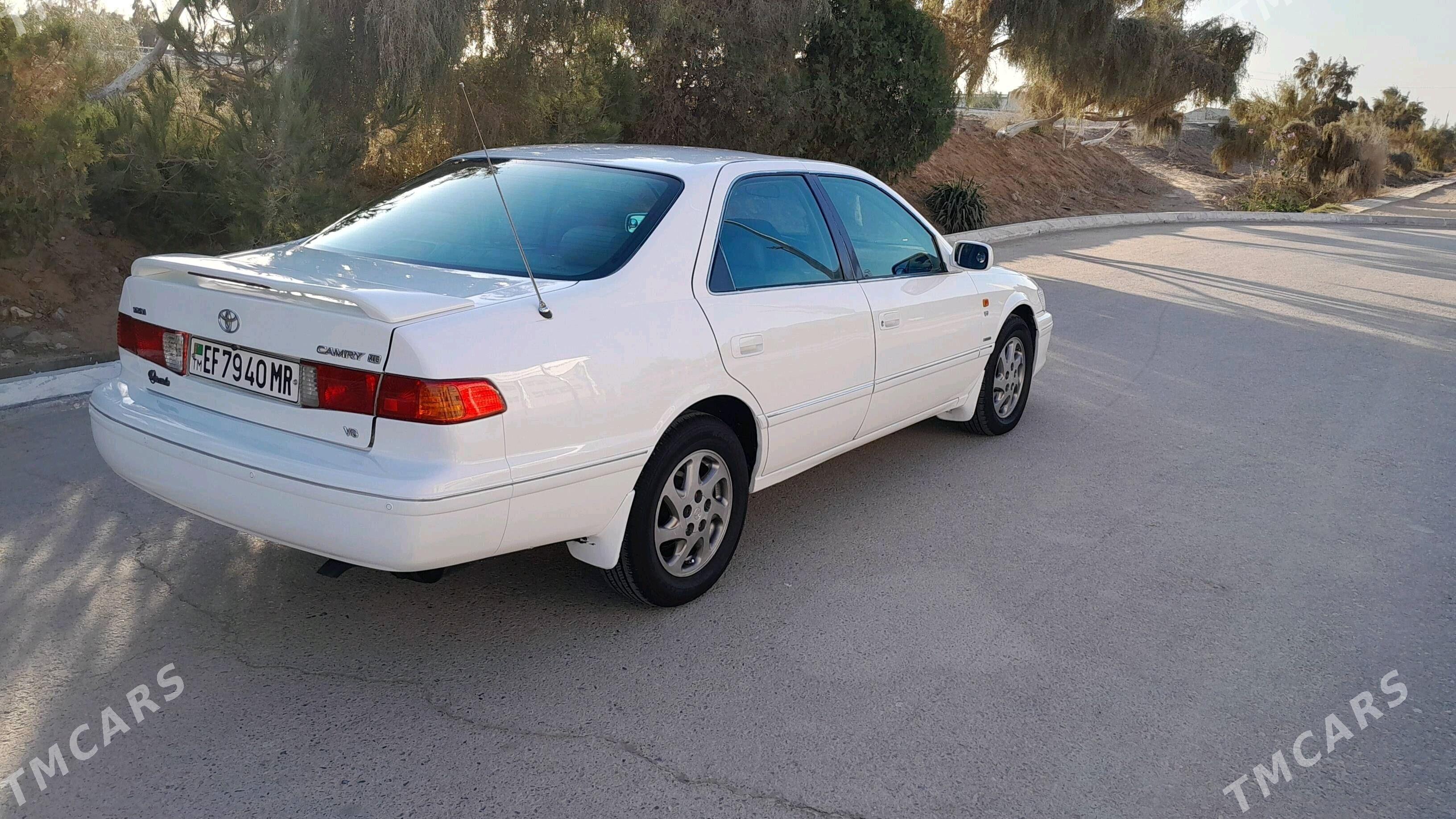 Toyota Camry 1998 - 158 000 TMT - Ёлётен - img 4