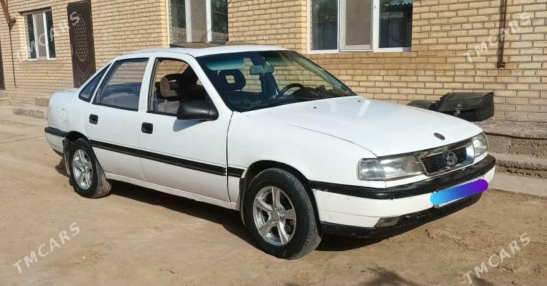 Opel Vectra 1992 - 30 000 TMT - Mary - img 1