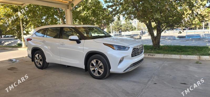 Toyota Highlander 2021 - 600 000 TMT - Мары - img 9