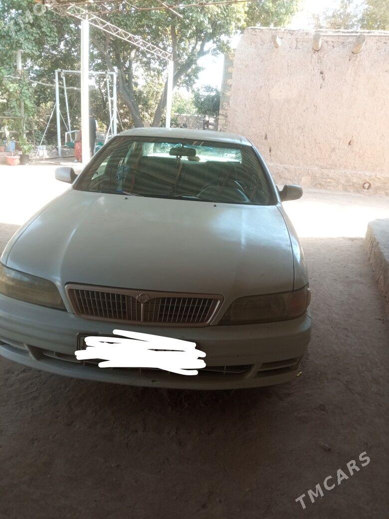 Nissan Maxima 1997 - 35 000 TMT - Достлук - img 1