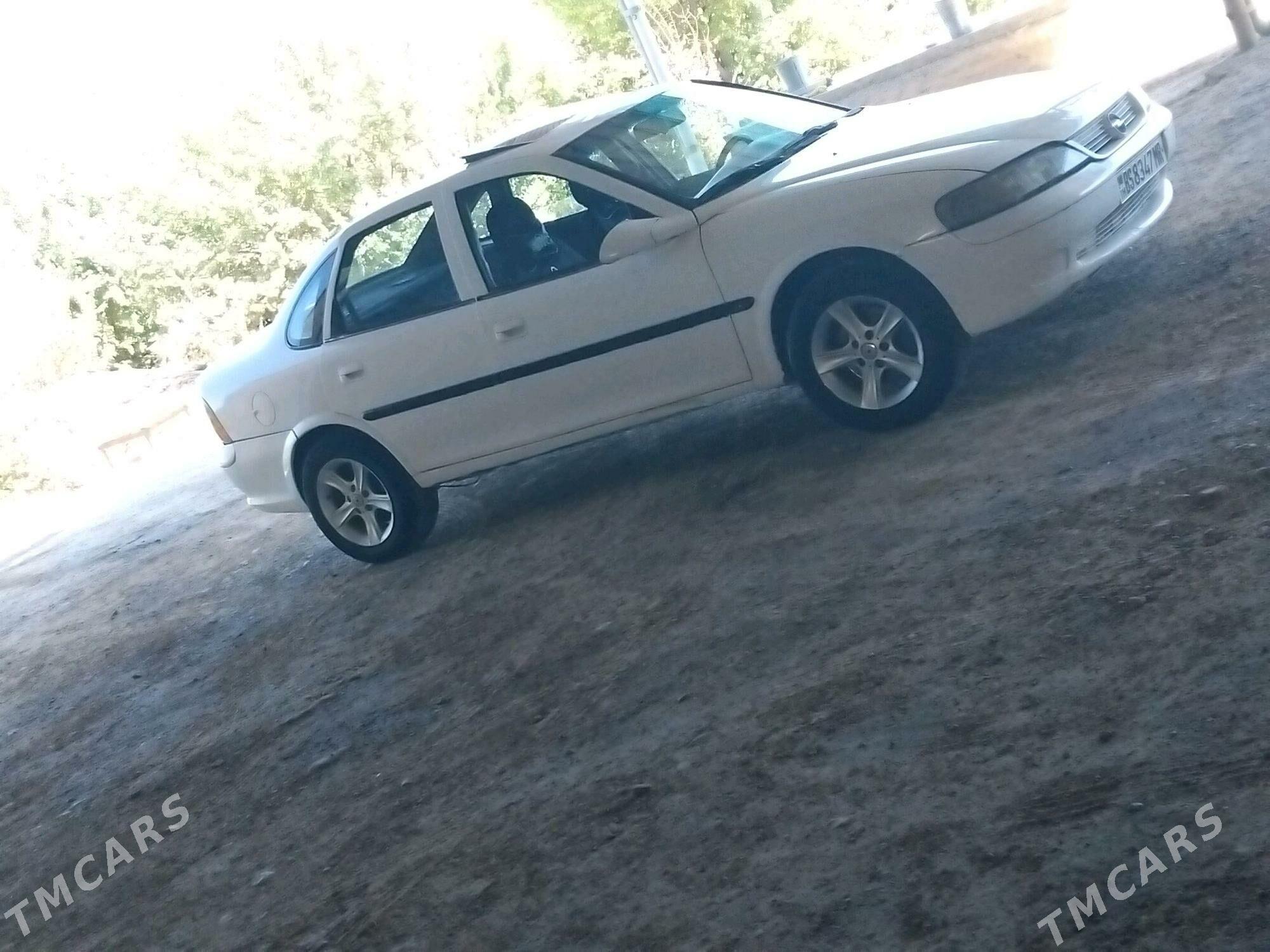 Opel Vectra 1996 - 53 000 TMT - Мургап - img 3
