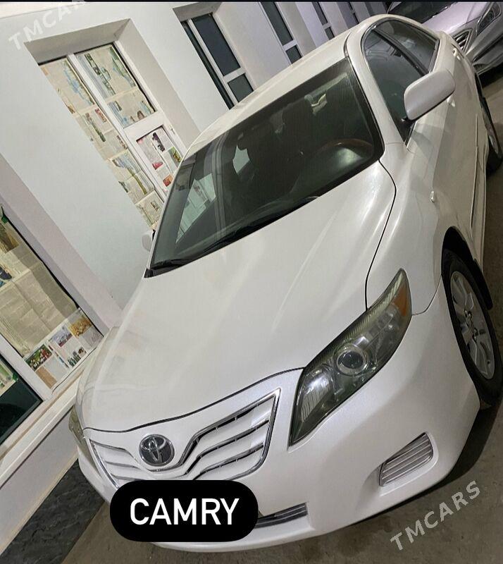 Toyota Camry 2010 - 156 000 TMT - Дянев - img 3