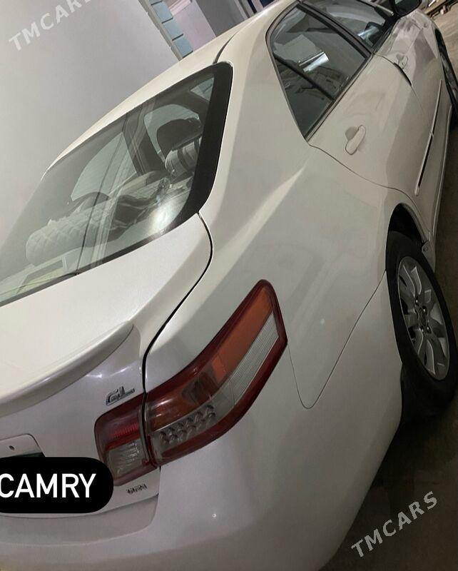 Toyota Camry 2010 - 156 000 TMT - Дянев - img 2