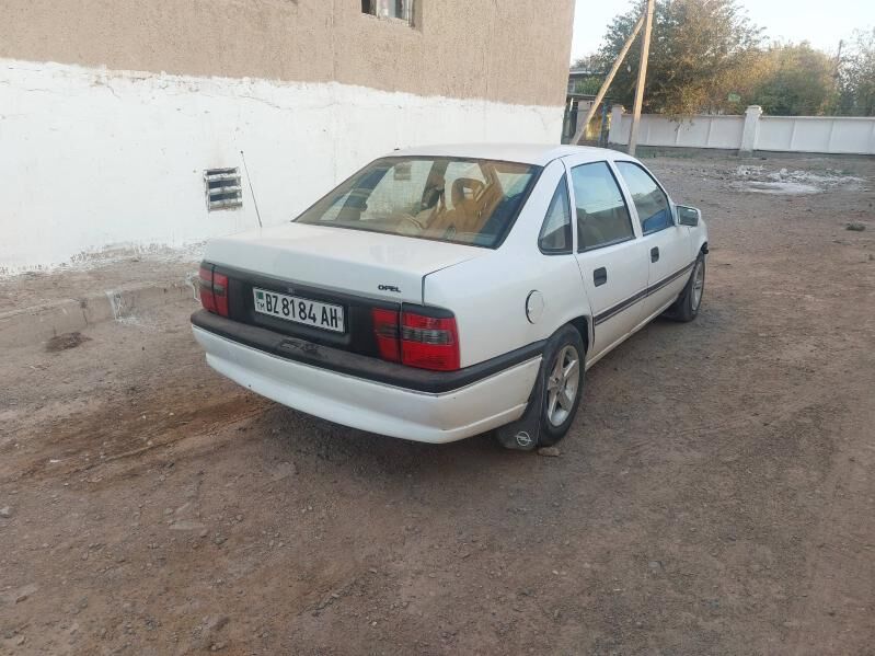 Opel Vectra 1992 - 33 000 TMT - Tejen - img 7